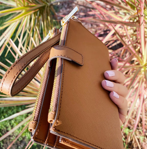 Michael Kors JetSet DoubleZip WristletLeather PhoneWallet LuggageBrown Michael Kors Wallets